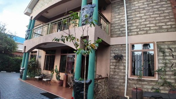 Korona Villa Bed & Breakfast image 27